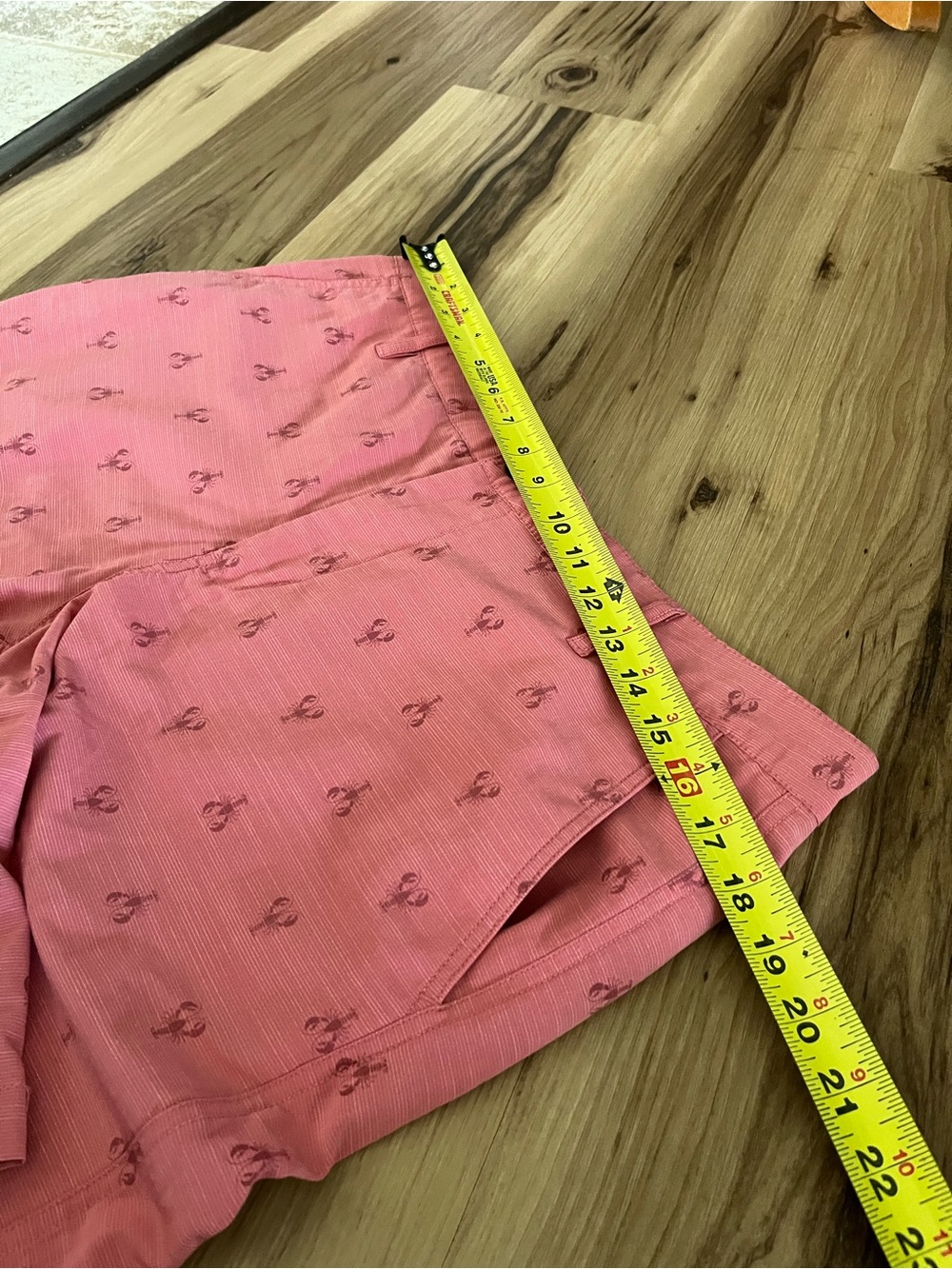 Berkley Jensen W34 Pink Stretch Mens Lobster Shorts. - Picture 3 of 5